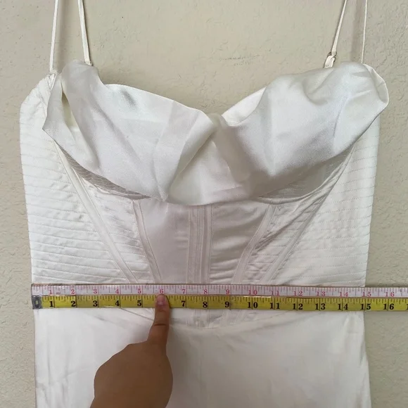 HOUSE OF CB L D-DD Charmaine' Ivory white Corset Maxi midi‎ Dress - Picture 7 of 14